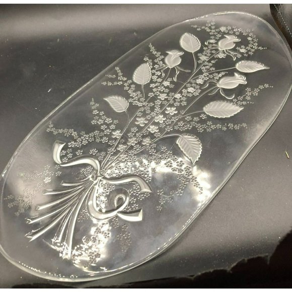 Fleur by WILLIAM FRASER Glass Oval Floral Bouquet Canape Tray - Picture 5 of 5